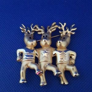 Gold Reindeer Christmas Pin